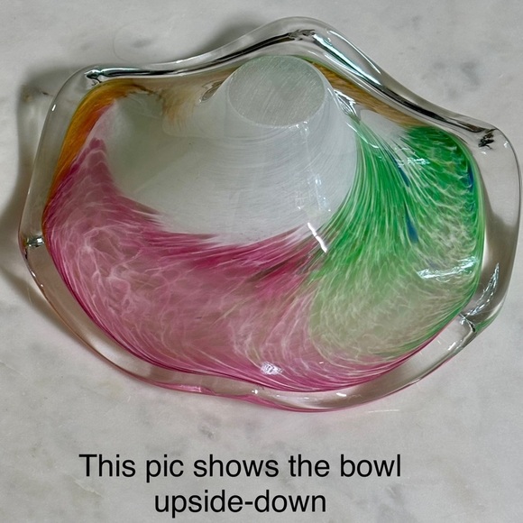 Vintage Murano pastel swirl pattern art glass bowl with fluted edges - Picture 5 of 9